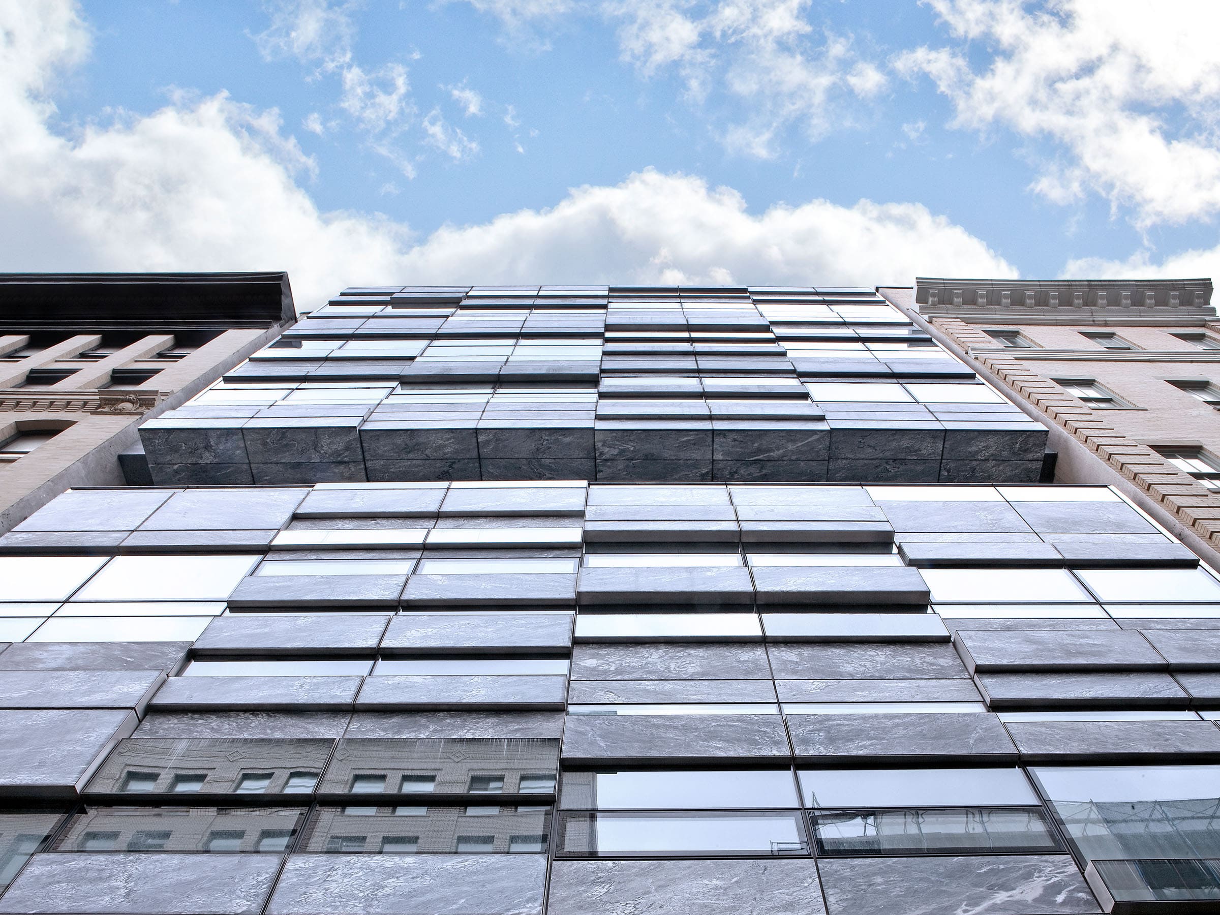 V33 BUILDING TRIBECA