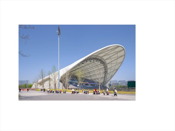 CONCEPT: A 5000 SEAT FIELD HOCKEY ARENA WITH A DIAPHANOUS WING FOR SHADING