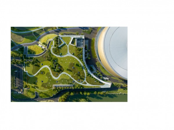 A FOREST-COVERED 250,000 SF FITNESS CENTER