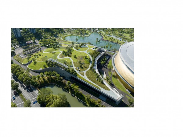 A FOREST-COVERED 250,000 SF FITNESS CENTER