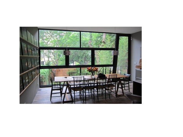 TOWNHOUSE WITH 3-FLOOR GARDEN EXTENSION