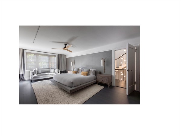 URBAN RESIDENCE SURROUNDED BY A TRIANGULAR GREEN VILLAGE